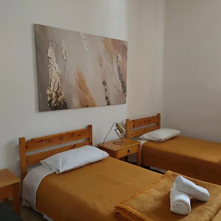 Polemarhos 4 بيت ضيافة *